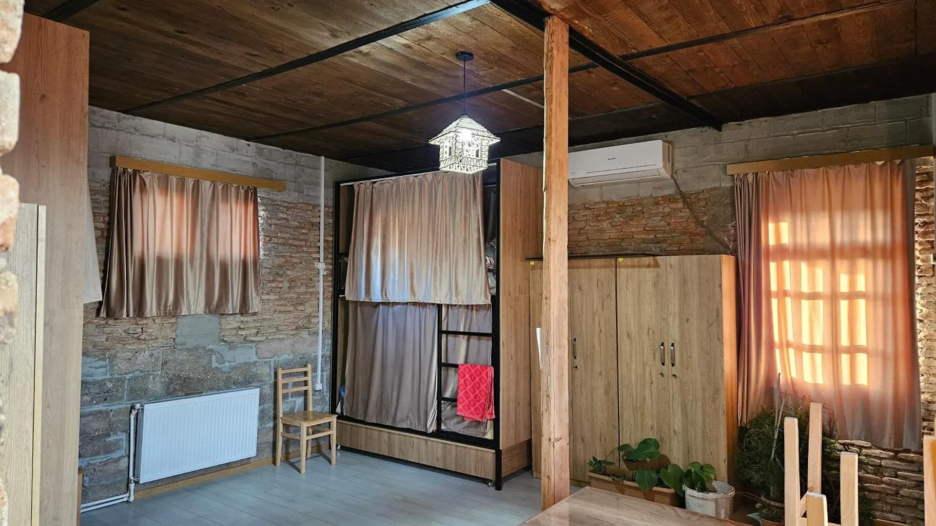 Hostal Albergue Tbilisi Royal View